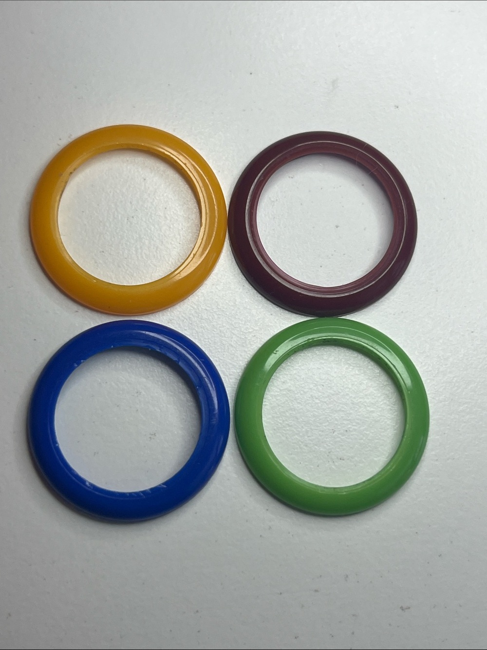 4 Gucci "Bezels" for the 1100, 11/12.2 and 1200 series interchangeable